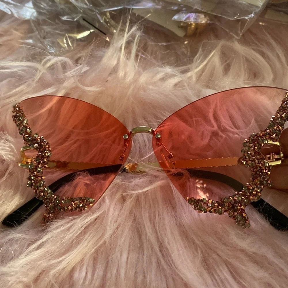 Butterfly sunny glasses